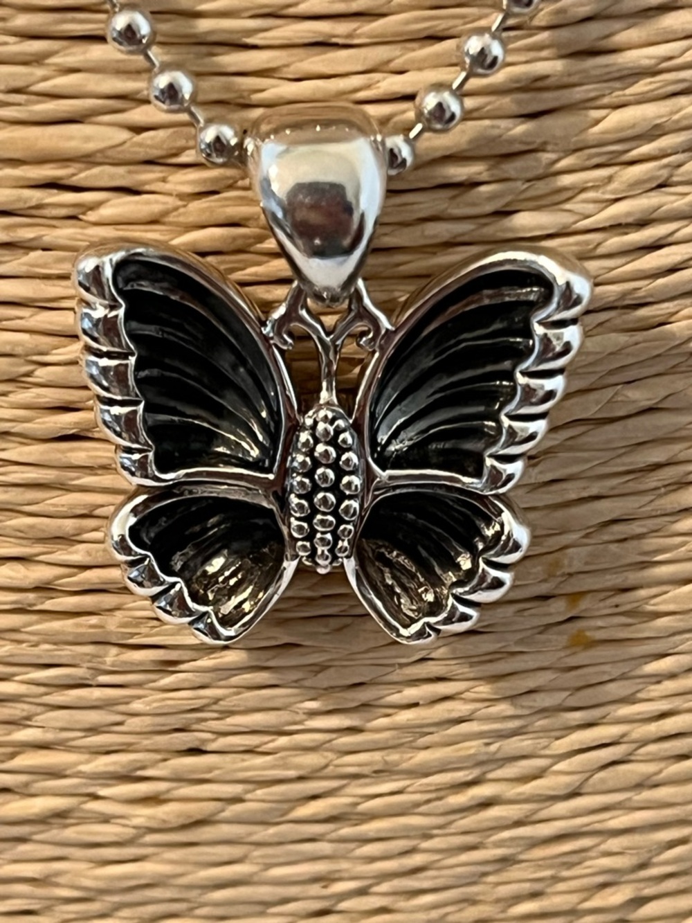 LAGOS PRE-LOVED AUTHENTIC “RARE WONDERS” STERLING SILVER BUTTERFLY NECKLACE - Picture 3 of 15